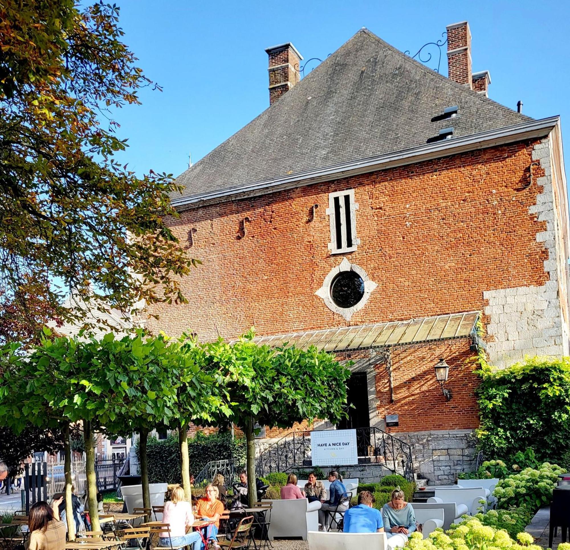 Hotel Le Manoir Marche-en-Famenne Exterior photo